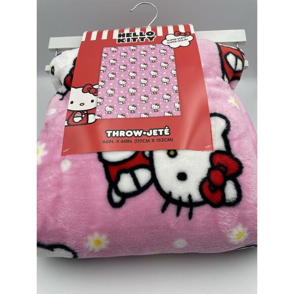 NEW Hello Kitty Pink Plush Throw Blanket 46"x60" Daisies - Picture 2 of 9
